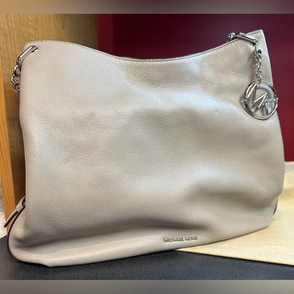 Michael Kors Large Pearl Gray Leather Double Chain Handle Shoulder Bag - Picture 3 of 16